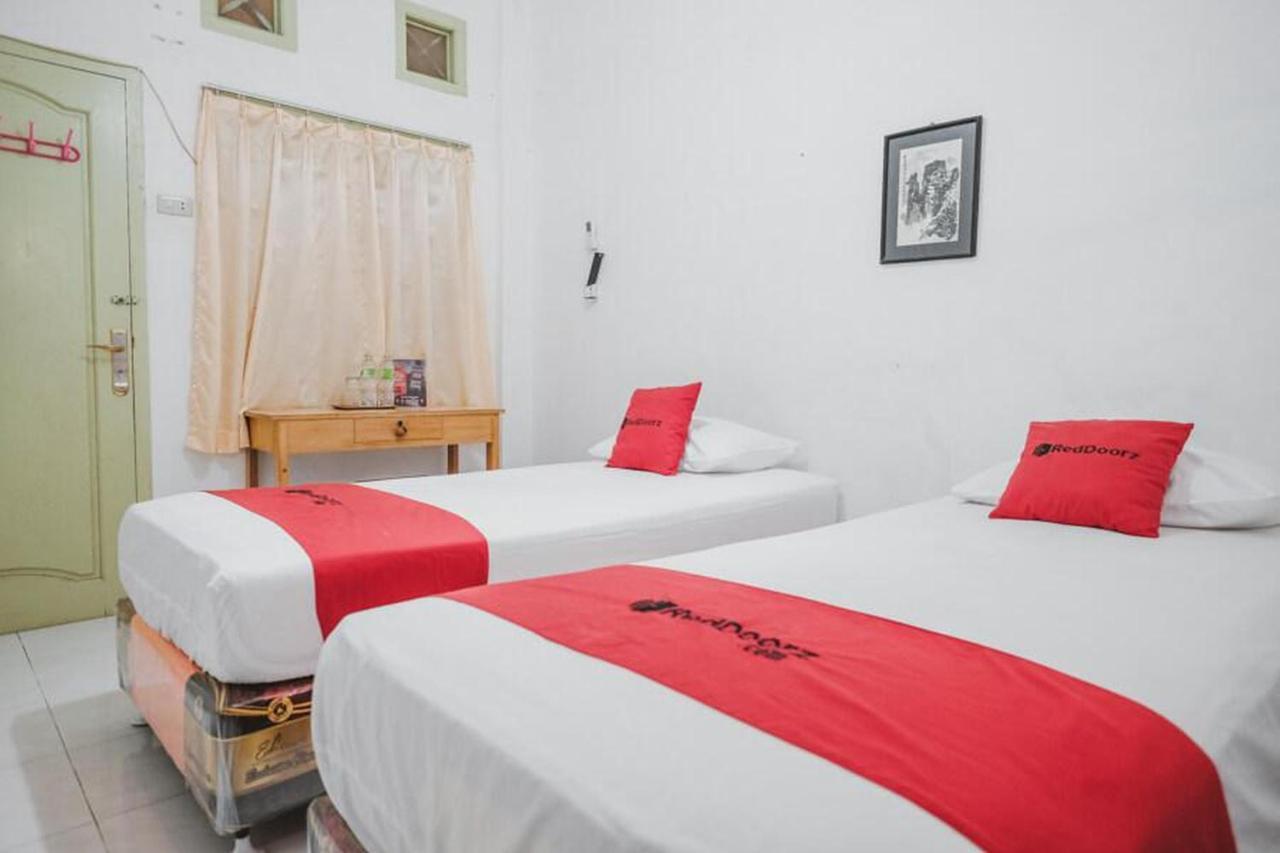 Reddoorz Near Kartini Mall Lampung Bandar Lampung Exterior photo
