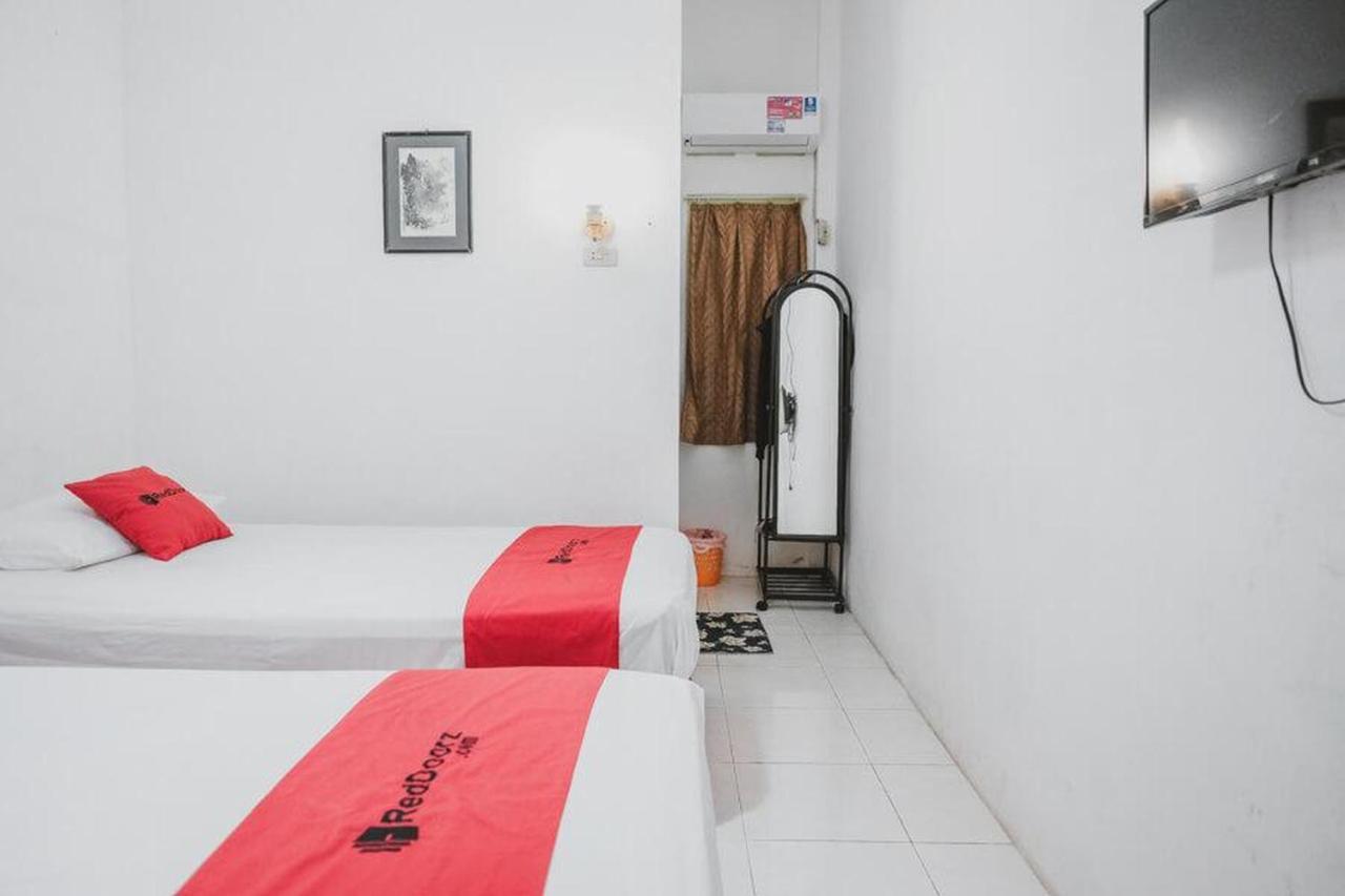Reddoorz Near Kartini Mall Lampung Bandar Lampung Exterior photo